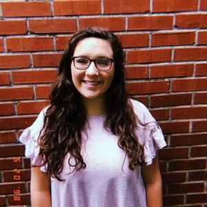 Meet your Posher, Olivia